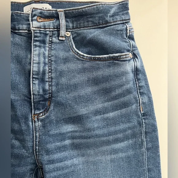 Women's Loft ‘THE SKINNY’ Blue Denim Jeans size 26 size 2 - Picture 2 of 8